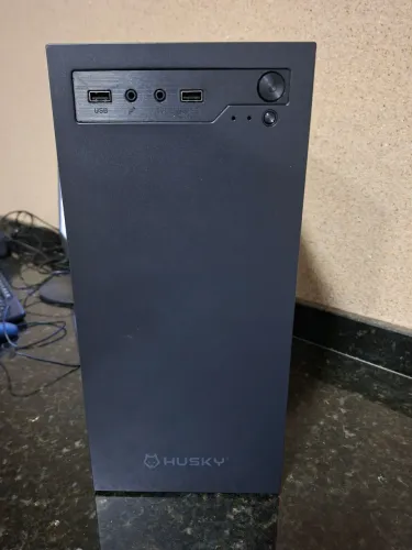 Computador I5 2400 8GB de memoria SSD de 240GB
