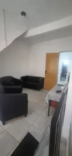 CASA COM 3 QUARTOS EM BARRETO