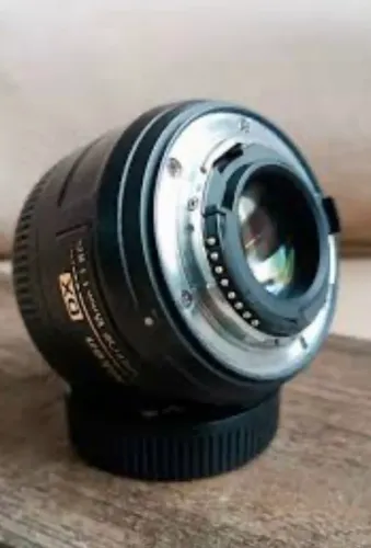 Lente Nikon 35mm 1.8 DX muito nova troco por 18-55