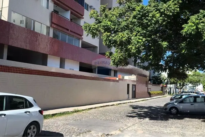 Apartamento com 3 Quartos e Vislumbre do Mar em Boa Viagem 150m do Parque Santos Dumont