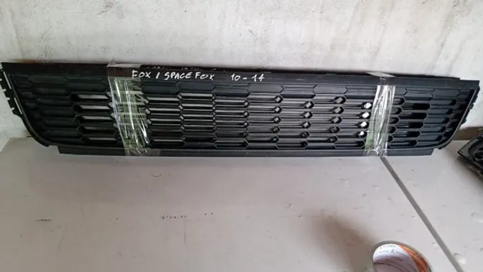 Grade dianteira inferior VW Fox Spacefox 2010 / 2014