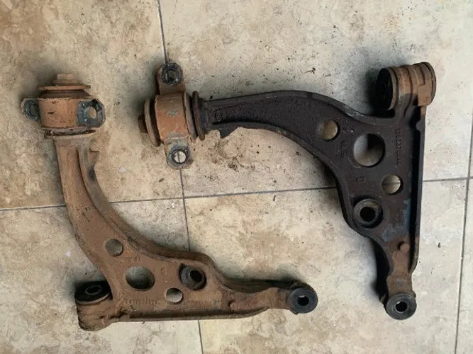 bandeja  suspençao da fiat ducato 2,8 original