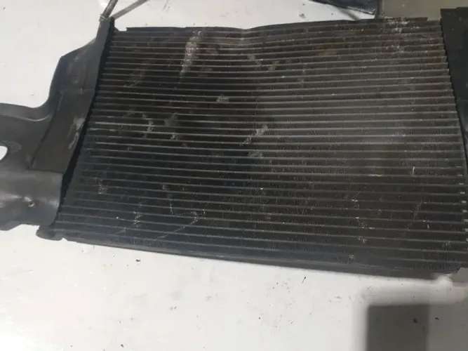 Radiador condensador Escort  Europeu 1.8 16v 97/02