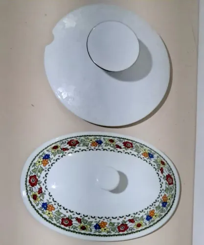 Tampas Antigas Em Porcelana Para Sopeira