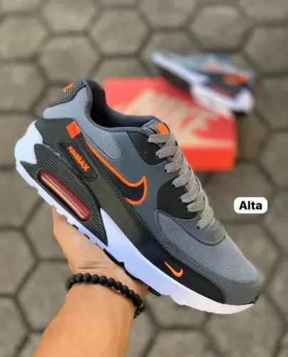 Nike Air Max 90 - cinza e laranja - número 40