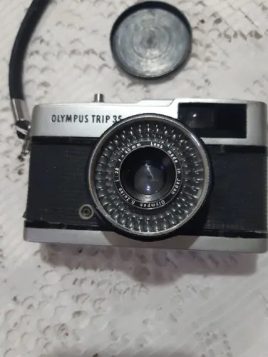 Máquina Fotográfica Olympus Trip 35