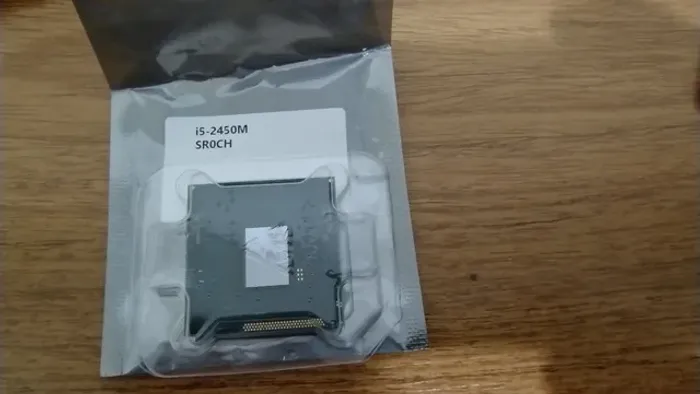 Processador Intel core i5 2450 ( novo ) socket 998b. 
