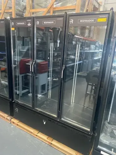 Expositor auto-serviço 03 portas - Refrimate
