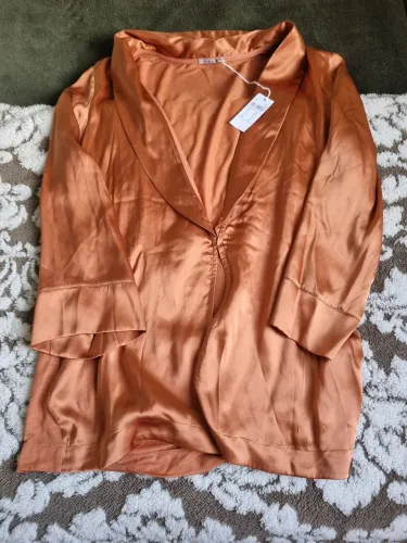 Camisa de seda nova intimissimi,  m