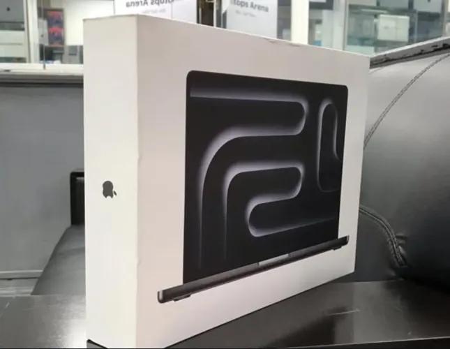 MacBook Pro M4 Max 36GB/ 1TB