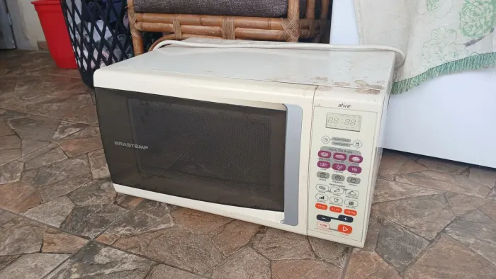 Microondas Brastemp 30L (Leia o anúncio)