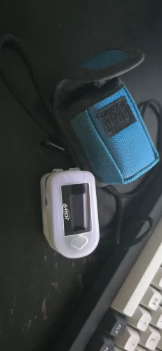 Oxímetro com case G-TECH