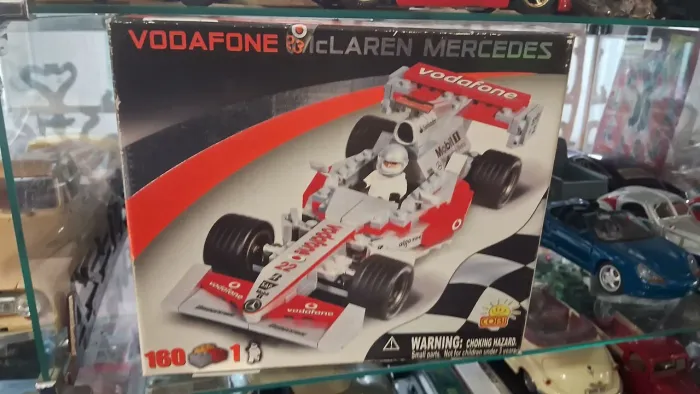 F1 Carrinho Mega Bloks Vodafone Mercedes McLaren Pit Stop