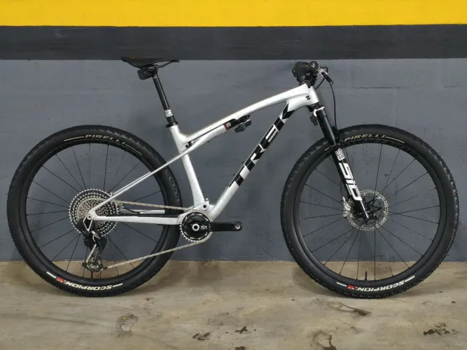 TREK SUPERCALIBER SLR 9.9 XX AXS FA 2° gen 