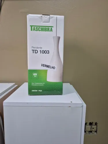 Lustre Taschibra TD1003 Vermelho - Novo