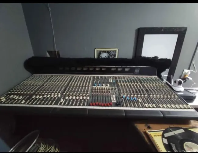 Allen & Heath 40 Canais