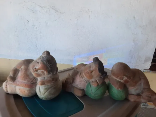 Trio Monge adormecido,em madeira nobre.      (  Aceito oferta)