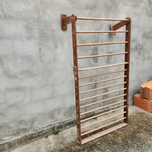 Varal de teto de madeira grande