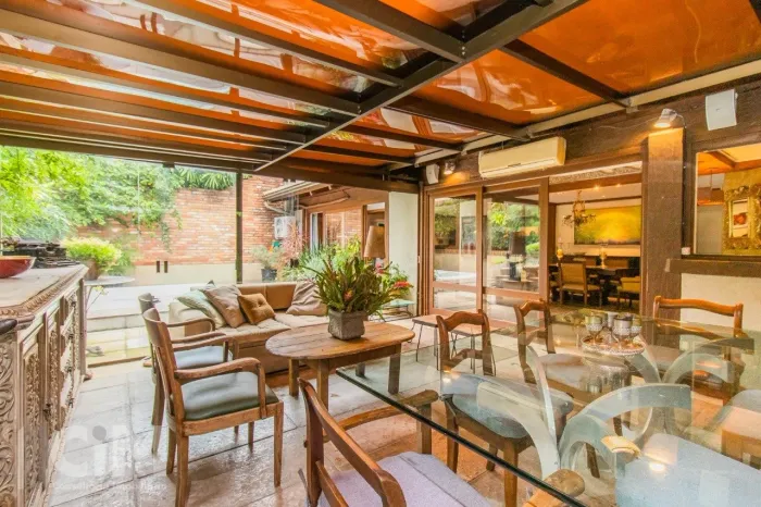 Casa Condomínio na Boa Vista, 3 suítes, 4 vagas
