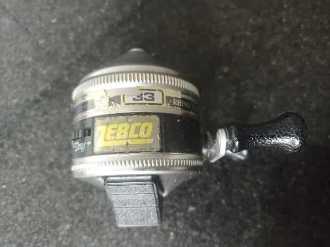 Spincast Zebco 33 antiga