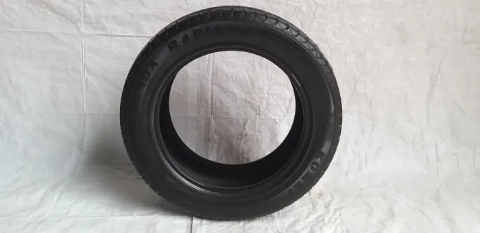 Pneu KENDA RADIAL 225/55/R17 #067 (com detalhe interno)