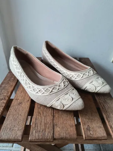 Sapatilhas bordadas nudes -  Sonho dos Pés