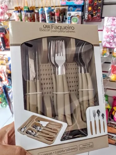 Faqueiro inox com Porta Talheres - Novo