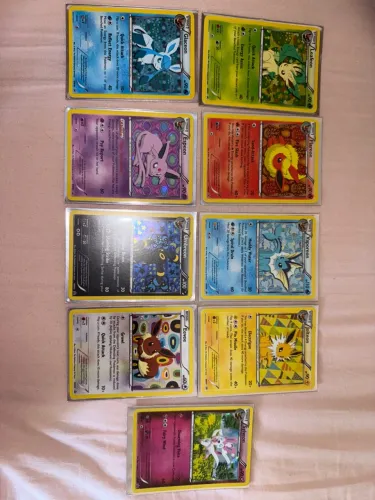 Evoluções do Eevee set de promo completo
