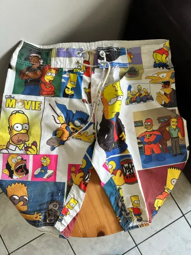 Short praia simpsons TAM: M (38/40)