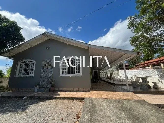 Casa com 4 quartos no bairro Rio Tavares, Florianópolis.