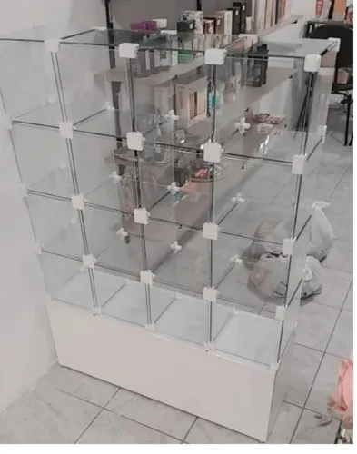 BALCAO DE ATENDIMENTO MODULADO EM VIDRO