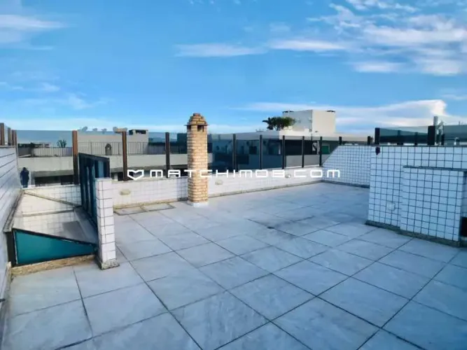 Cobertura triplex à venda em Cabo Frio - RJ