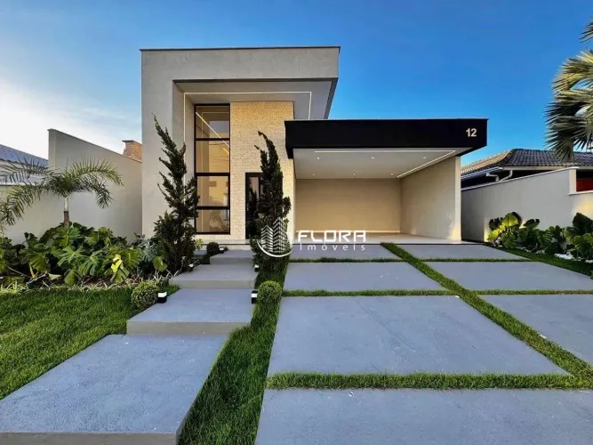 Casa no Condomínio Pedra de Inoã com 3 quartos à venda, 140 m² por R$ 890.000 - Cajueiros