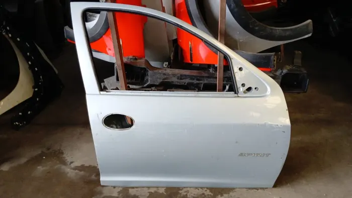 Porta Dianteira Direita Chevrolet Celta 2007 A 2015 Com Leve Detalhe Original 