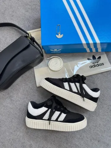 Tênis Adidas Space