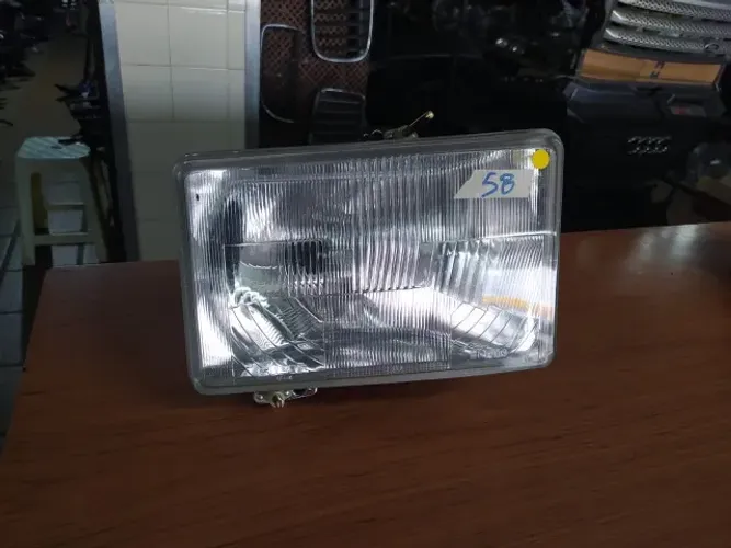 Farol Ld Corcel 2 Del Rey 78/84 Pampa 84/89 Cibie Bi Iodo