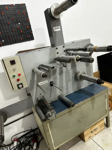 Revisora / rebobinadora flexografica 500mm