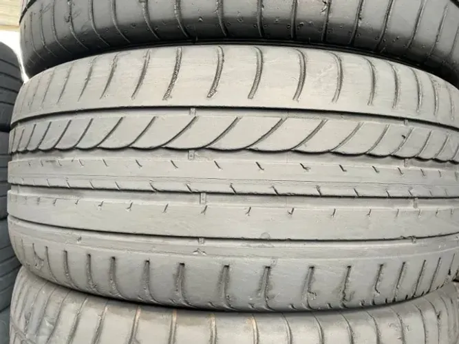 Pneu 215/50/17 Goodyear Efficientgrip