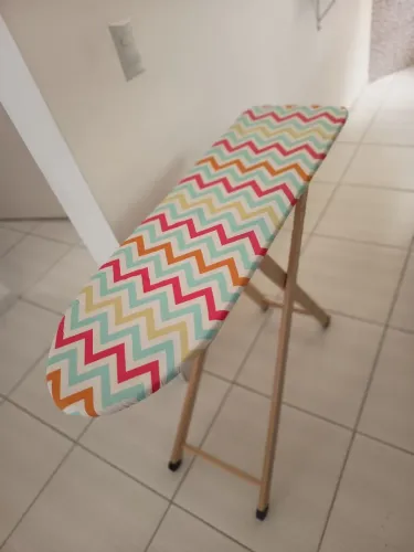 Tábua de passar roupa Tramontina semi nova