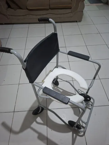 Cadeira de banho para Idosos