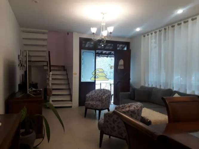 Vila Isabel | Casa 4 quartos, sendo 1 suite