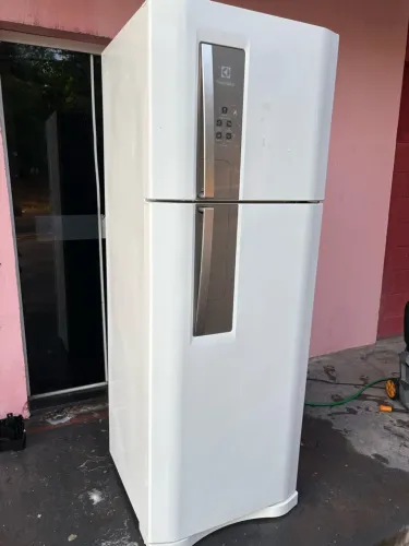 Geladeira frostfree Electrolux