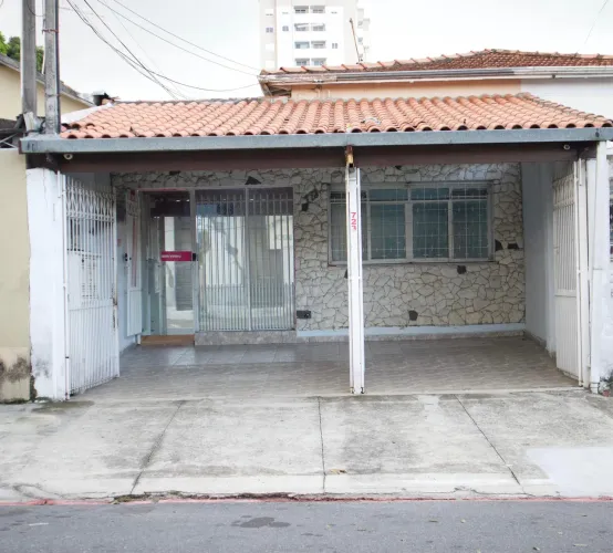 Ponto COMERCIAL/Casa Residencial Centro Alugo ou Vendo
