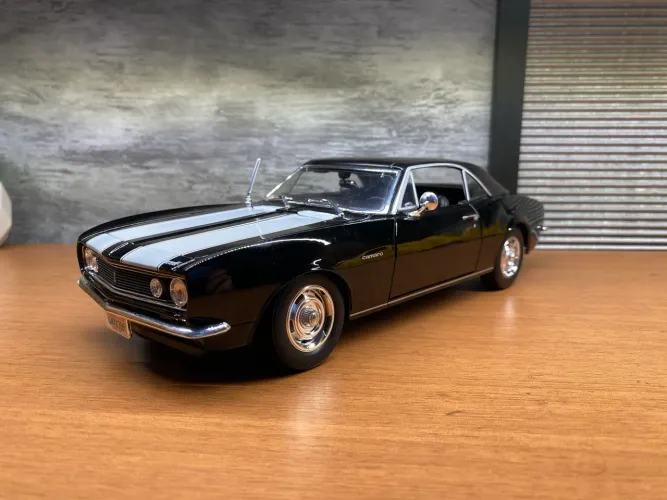 Miniatura Camaro Maisto 1/18