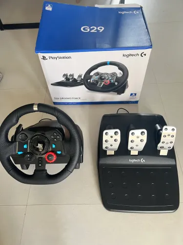 Volante Logitech G29 Driving Force (PS5 / PS4 / PC) - Completo na Caixa Original