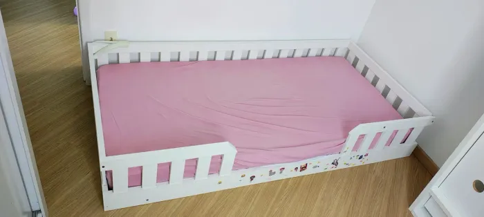 Cama Infantil Montessoriana Solteiro - Estilo Moderno, Robusta e Confortável