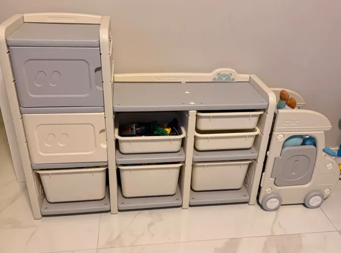 Estante organizadora de Brinquedos