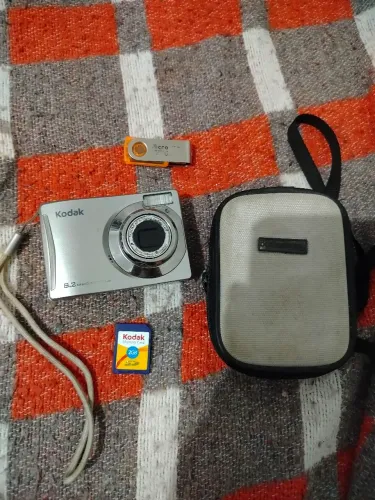 Câmera Kodak easyShare c140