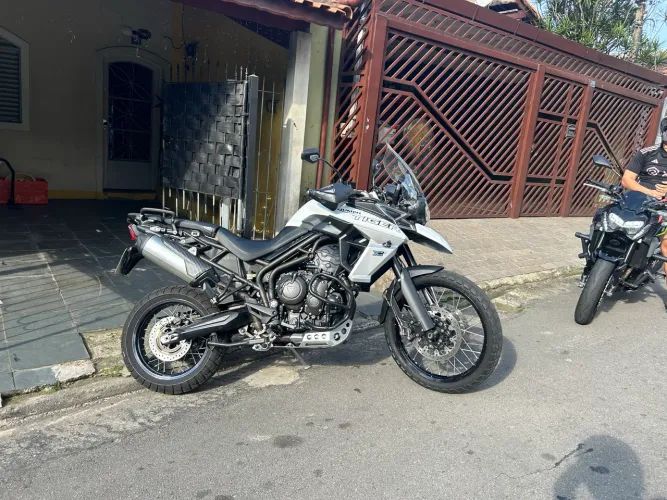 TRIUMPH/TIGER 800 XCX zerada
