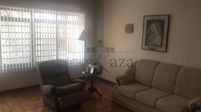Terreno Comercial - Centro - 960m² - 3 Dormitórios.